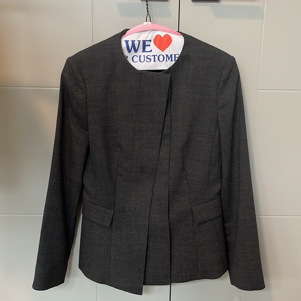 Hugo Boss Suit Jacket - Picture 7 of 7